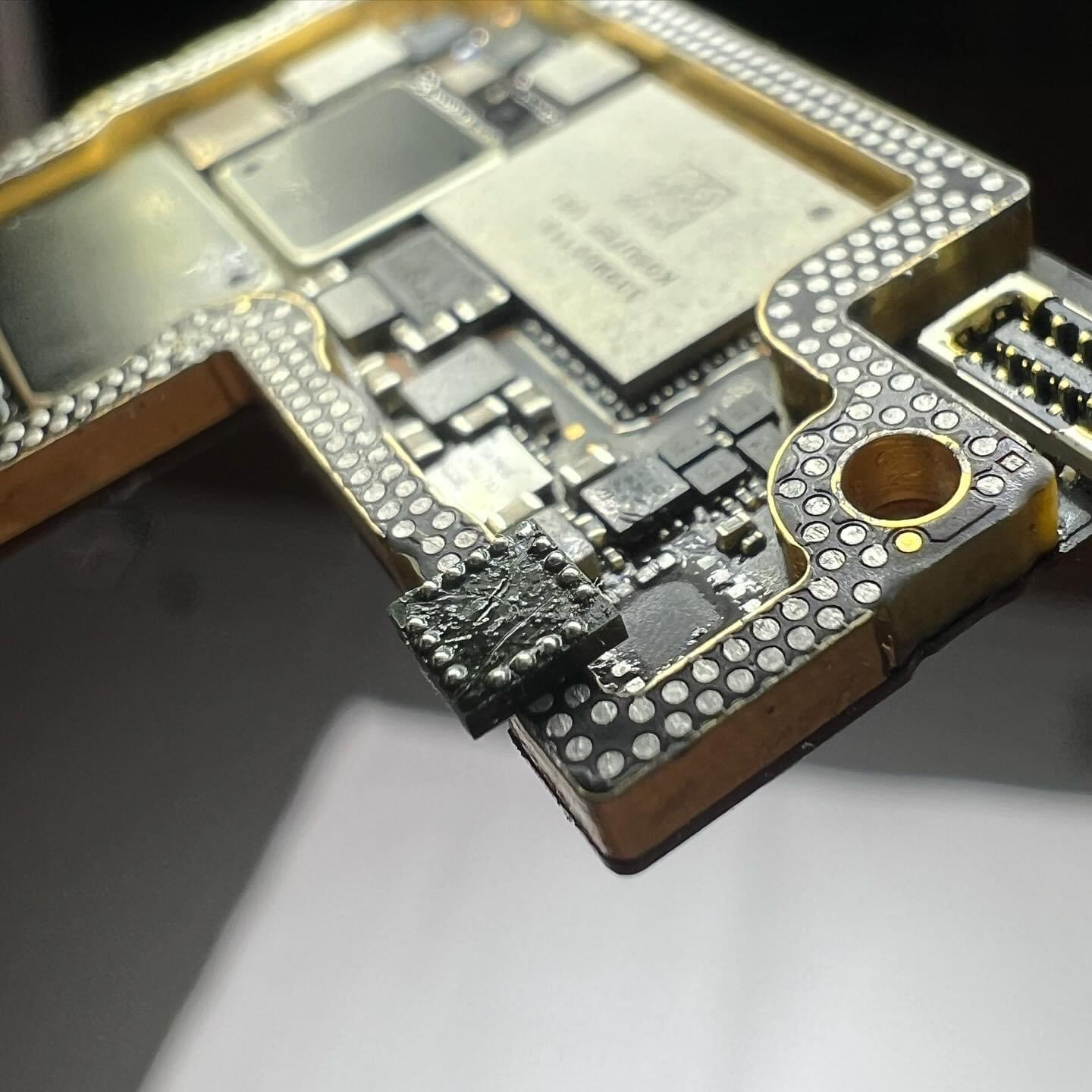 Reparación de iPhone Huancayo - proceso en taller Bytronix (caso real 6)